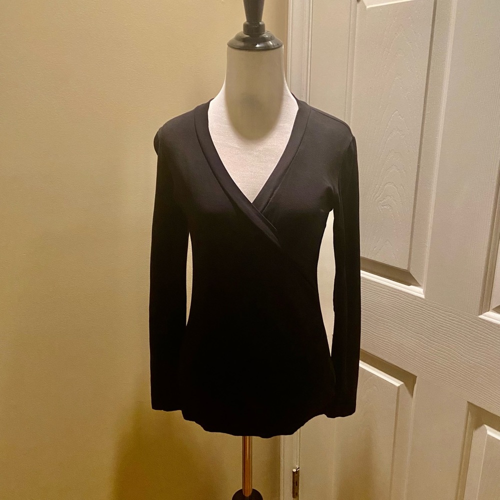 Black cabi top